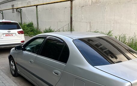 Toyota Avensis III рестайлинг, 2001 год, 565 000 рублей, 14 фотография