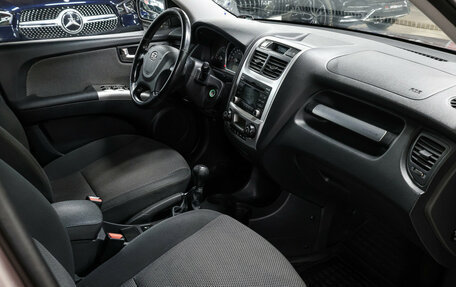 KIA Sportage II, 2010 год, 1 097 000 рублей, 12 фотография