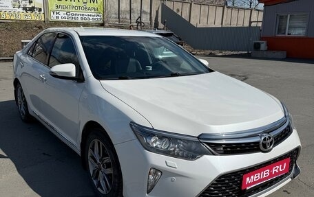 Toyota Camry, 2017 год, 2 620 000 рублей, 2 фотография