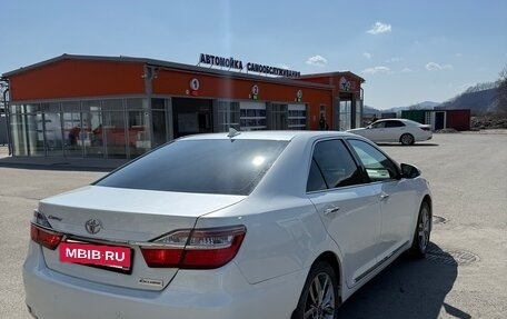 Toyota Camry, 2017 год, 2 620 000 рублей, 4 фотография