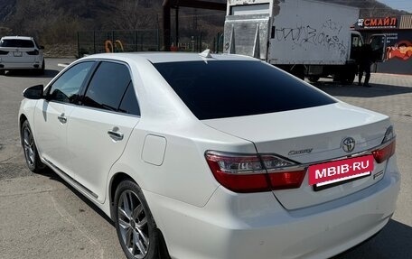Toyota Camry, 2017 год, 2 620 000 рублей, 6 фотография