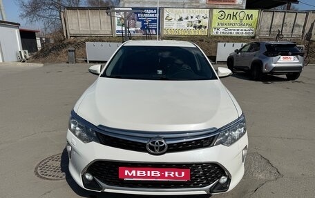 Toyota Camry, 2017 год, 2 620 000 рублей, 9 фотография