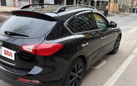 Infiniti QX50 I рестайлинг, 2015 год, 2 100 000 рублей, 2 фотография