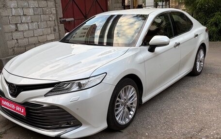 Toyota Camry, 2020 год, 2 990 000 рублей, 1 фотография