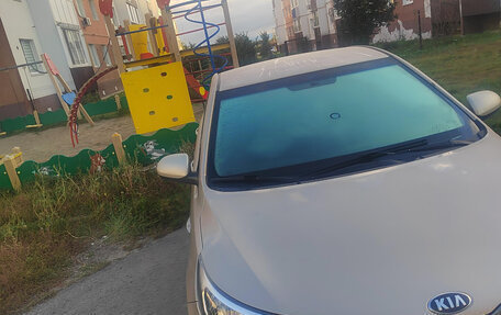 KIA Rio III рестайлинг, 2015 год, 842 000 рублей, 2 фотография