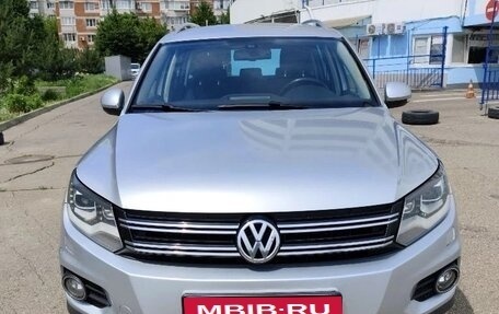 Volkswagen Tiguan I, 2012 год, 1 093 000 рублей, 1 фотография