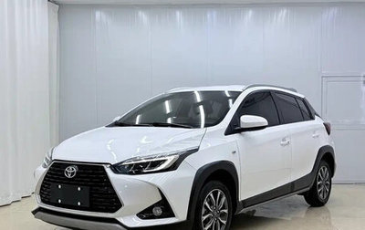 Toyota Yaris XP150 рестайлинг, 2022 год, 1 050 099 рублей, 1 фотография