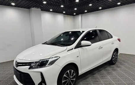 Toyota Vios III, 2022 год, 1 243 000 рублей, 1 фотография