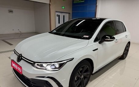 Volkswagen Golf VIII, 2022 год, 1 839 000 рублей, 1 фотография