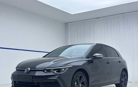 Volkswagen Golf VIII, 2022 год, 1 832 000 рублей, 1 фотография