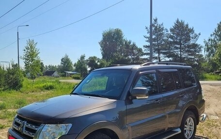 Mitsubishi Pajero IV, 2011 год, 2 100 000 рублей, 1 фотография