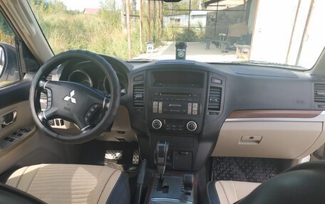 Mitsubishi Pajero IV, 2007 год, 1 400 000 рублей, 1 фотография