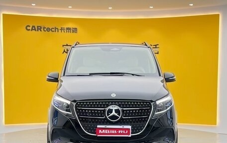 Mercedes-Benz V-Класс, 2024 год, 8 199 000 рублей, 1 фотография