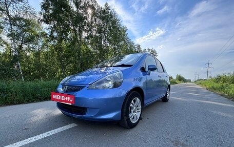 Honda Fit III, 2001 год, 340 000 рублей, 2 фотография