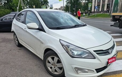 Hyundai Solaris II рестайлинг, 2015 год, 355 000 рублей, 1 фотография