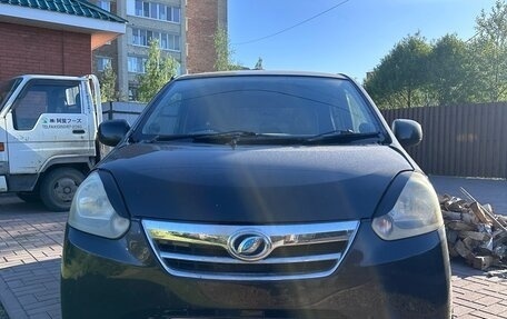 Daihatsu Mira e:S I рестайлинг, 2014 год, 410 000 рублей, 1 фотография