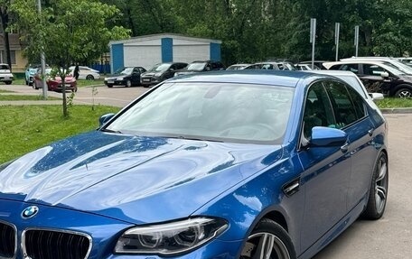 BMW M5, 2012 год, 3 300 000 рублей, 1 фотография