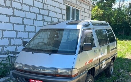 Toyota Town Ace III, 1989 год, 300 000 рублей, 1 фотография