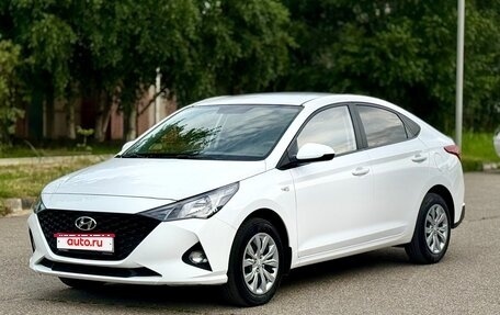 Hyundai Solaris II рестайлинг, 2021 год, 1 590 000 рублей, 1 фотография