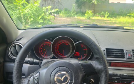 Mazda 3, 2005 год, 240 000 рублей, 2 фотография