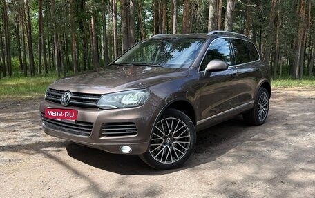 Volkswagen Touareg III, 2012 год, 1 750 000 рублей, 1 фотография