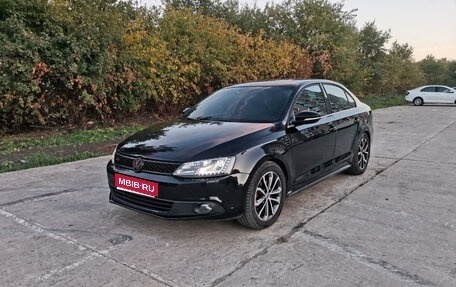 Volkswagen Jetta VI, 2013 год, 1 400 000 рублей, 1 фотография