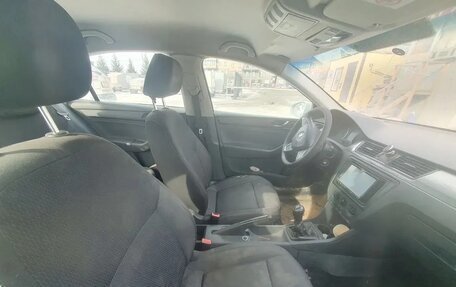 Skoda Rapid I, 2015 год, 550 000 рублей, 4 фотография