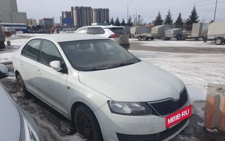 Skoda Rapid I, 2015 год, 550 000 рублей, 3 фотография