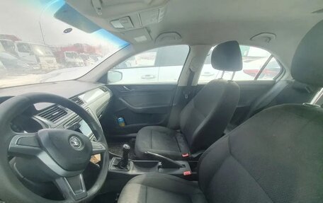 Skoda Rapid I, 2015 год, 550 000 рублей, 8 фотография