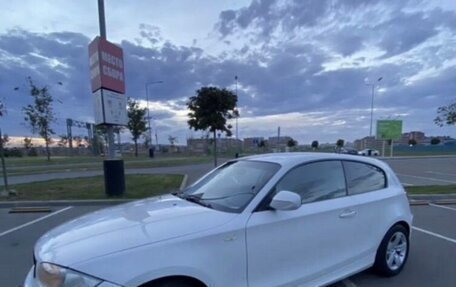 BMW 1 серия, 2011 год, 1 000 000 рублей, 1 фотография