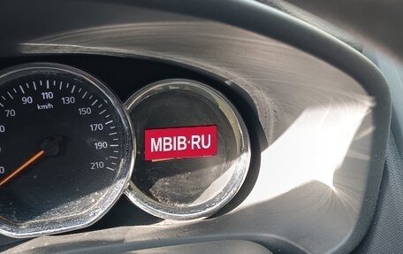Renault Logan II, 2020 год, 870 000 рублей, 4 фотография