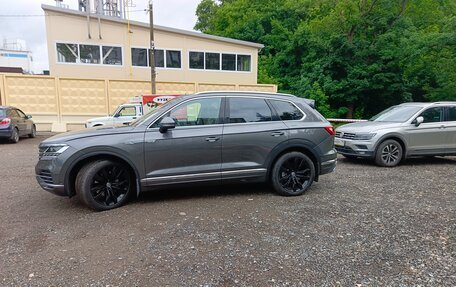 Volkswagen Touareg III, 2019 год, 5 400 000 рублей, 7 фотография