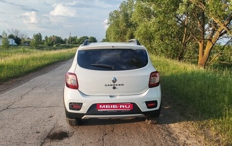 Renault Sandero II рестайлинг, 2019 год, 1 150 000 рублей, 2 фотография