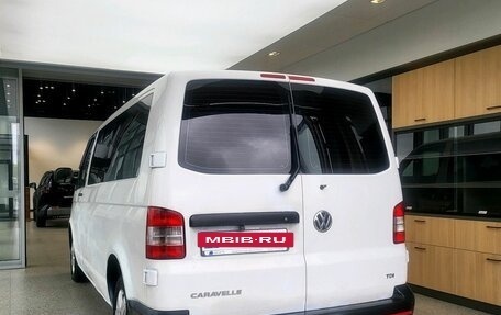 Volkswagen Caravelle T5, 2014 год, 1 552 000 рублей, 4 фотография