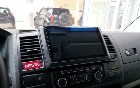 Volkswagen Caravelle T5, 2014 год, 1 552 000 рублей, 22 фотография