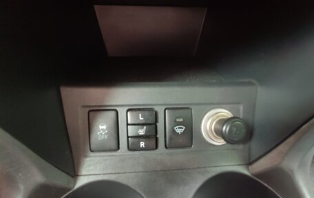 Toyota RAV4, 2011 год, 1 650 000 рублей, 28 фотография