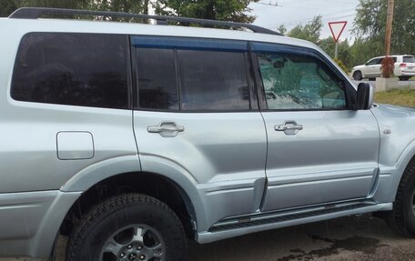 Mitsubishi Pajero III рестайлинг, 2004 год, 800 000 рублей, 3 фотография