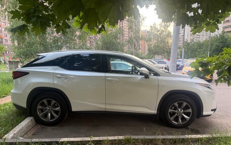 Lexus RX IV рестайлинг, 2018 год, 3 490 000 рублей, 4 фотография