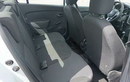 Renault Logan II, 2020 год, 770 000 рублей, 10 фотография