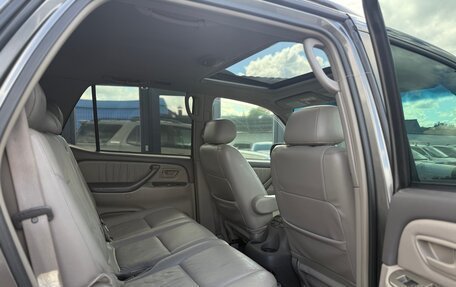 Toyota Sequoia II рестайлинг, 2004 год, 1 150 000 рублей, 26 фотография