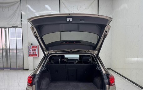 Volkswagen T-Roc I, 2023 год, 1 660 000 рублей, 15 фотография