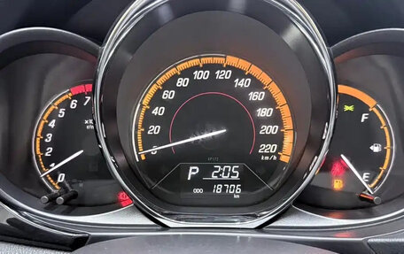 Toyota Yaris XP150 рестайлинг, 2022 год, 1 050 099 рублей, 14 фотография