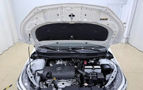 Toyota Yaris XP150 рестайлинг, 2022 год, 1 050 099 рублей, 18 фотография