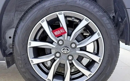 Toyota Yaris XP150 рестайлинг, 2022 год, 1 050 099 рублей, 21 фотография