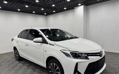 Toyota Vios III, 2022 год, 1 243 000 рублей, 3 фотография