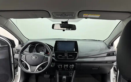 Toyota Vios III, 2022 год, 1 243 000 рублей, 7 фотография