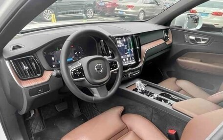 Volvo XC60 II, 2024 год, 4 300 000 рублей, 12 фотография