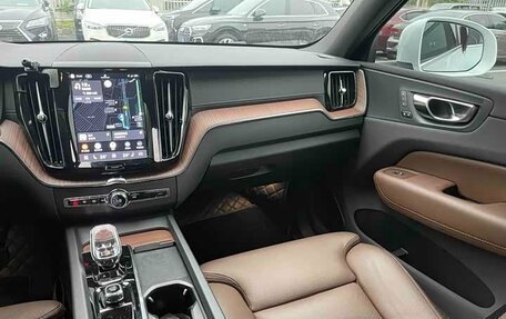 Volvo XC60 II, 2024 год, 4 300 000 рублей, 19 фотография
