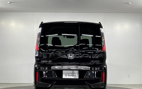 Honda Stepwgn IV, 2021 год, 1 790 000 рублей, 5 фотография