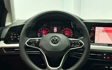 Volkswagen Golf VIII, 2021 год, 1 918 000 рублей, 14 фотография